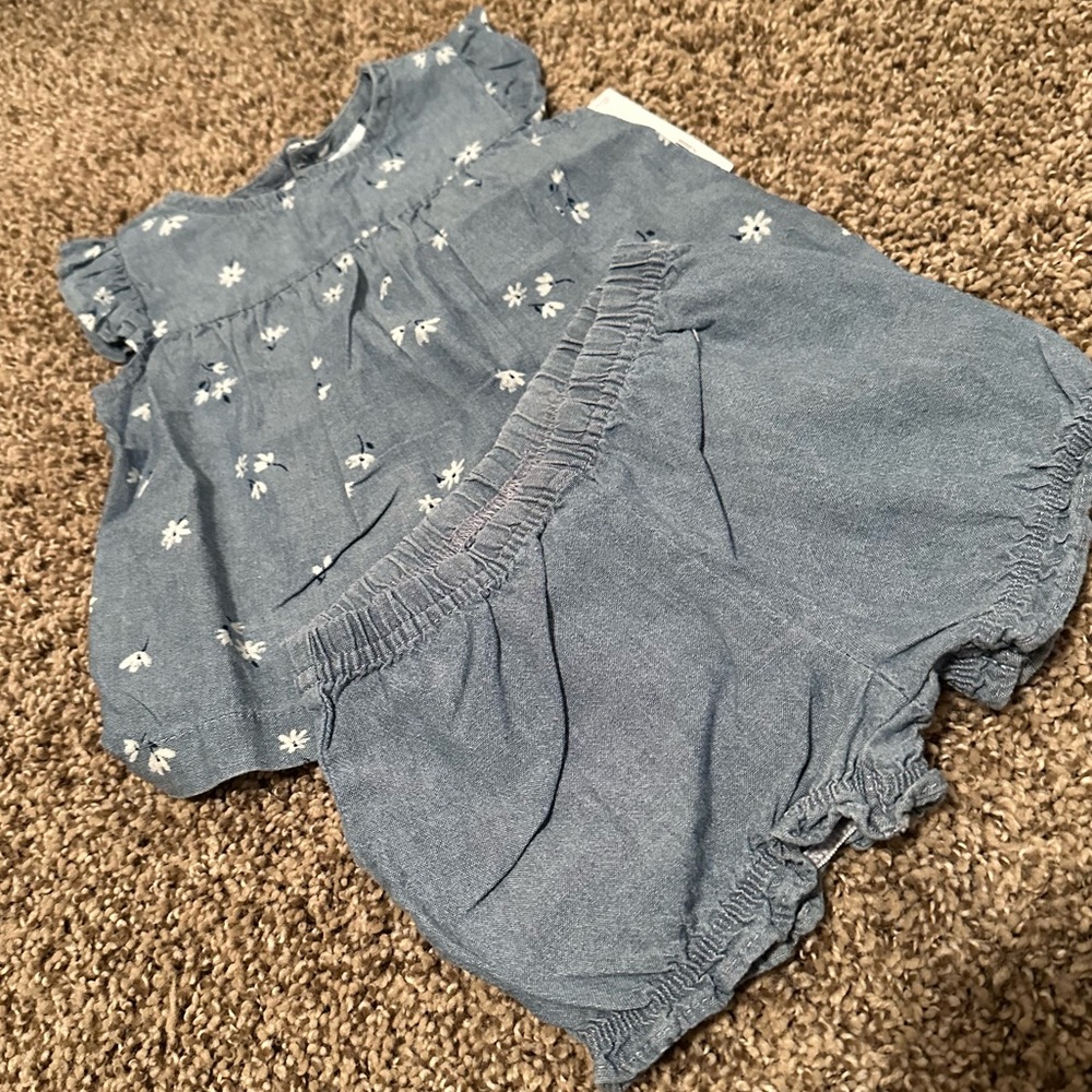 Carter’s 6m floral denim short set